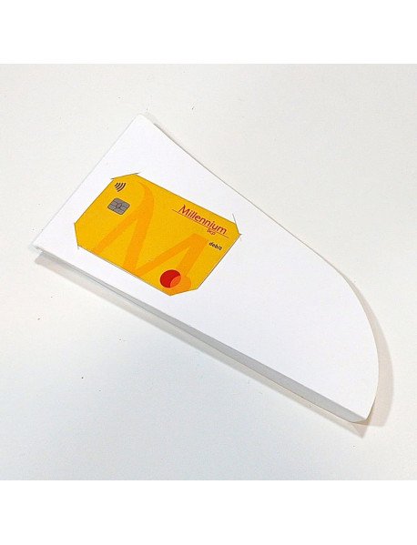 Bolsa 205X100mm para capa em cartolina com ranhuras para cartão